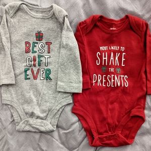🎄🎁 Long Sleeve Onesies (3M)